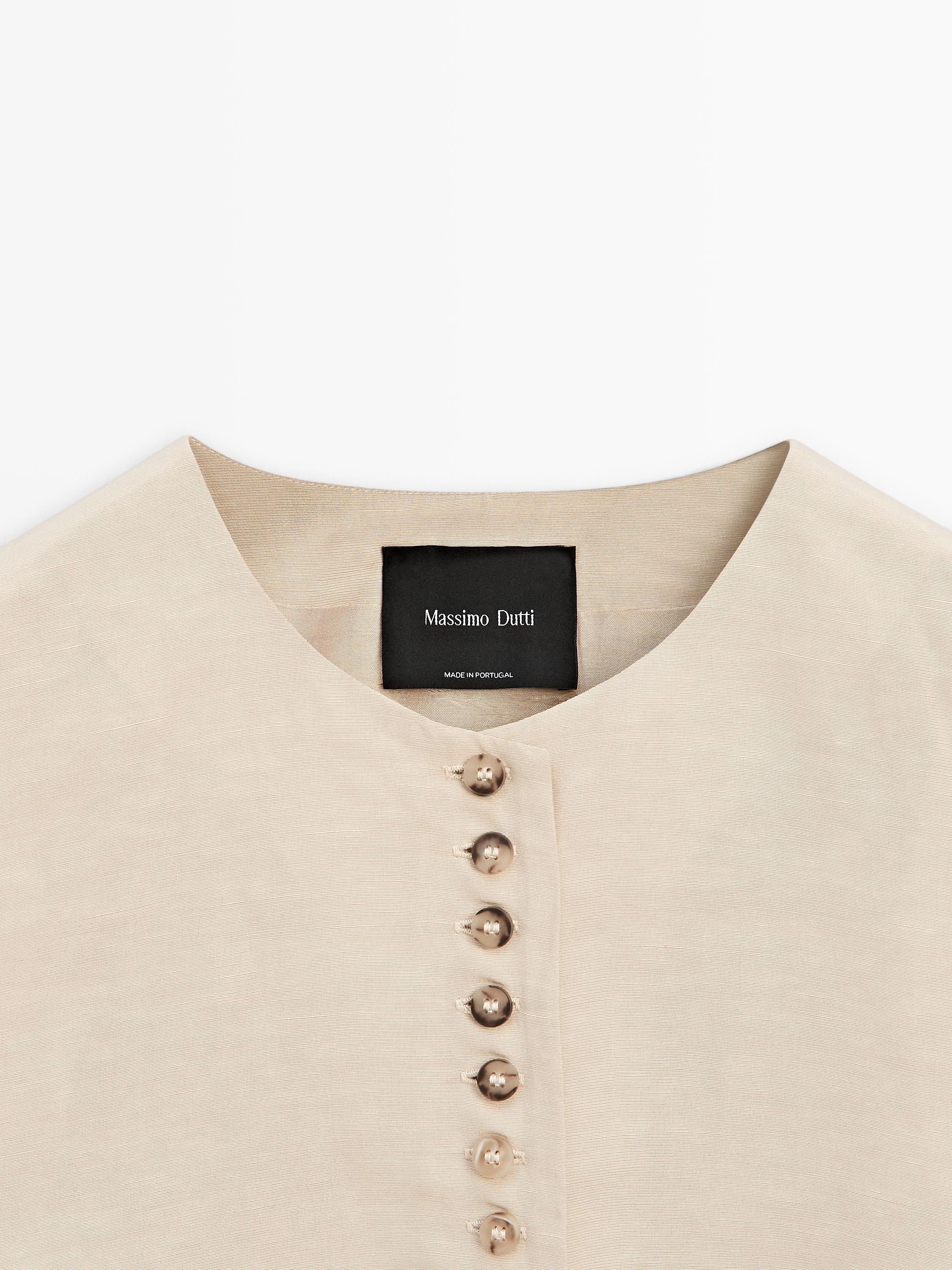 Buttoned linen blend waistcoat