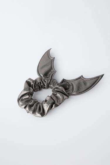 SHIMMER BATWING HAIR TIE - Dark silver by Zara - Image 1