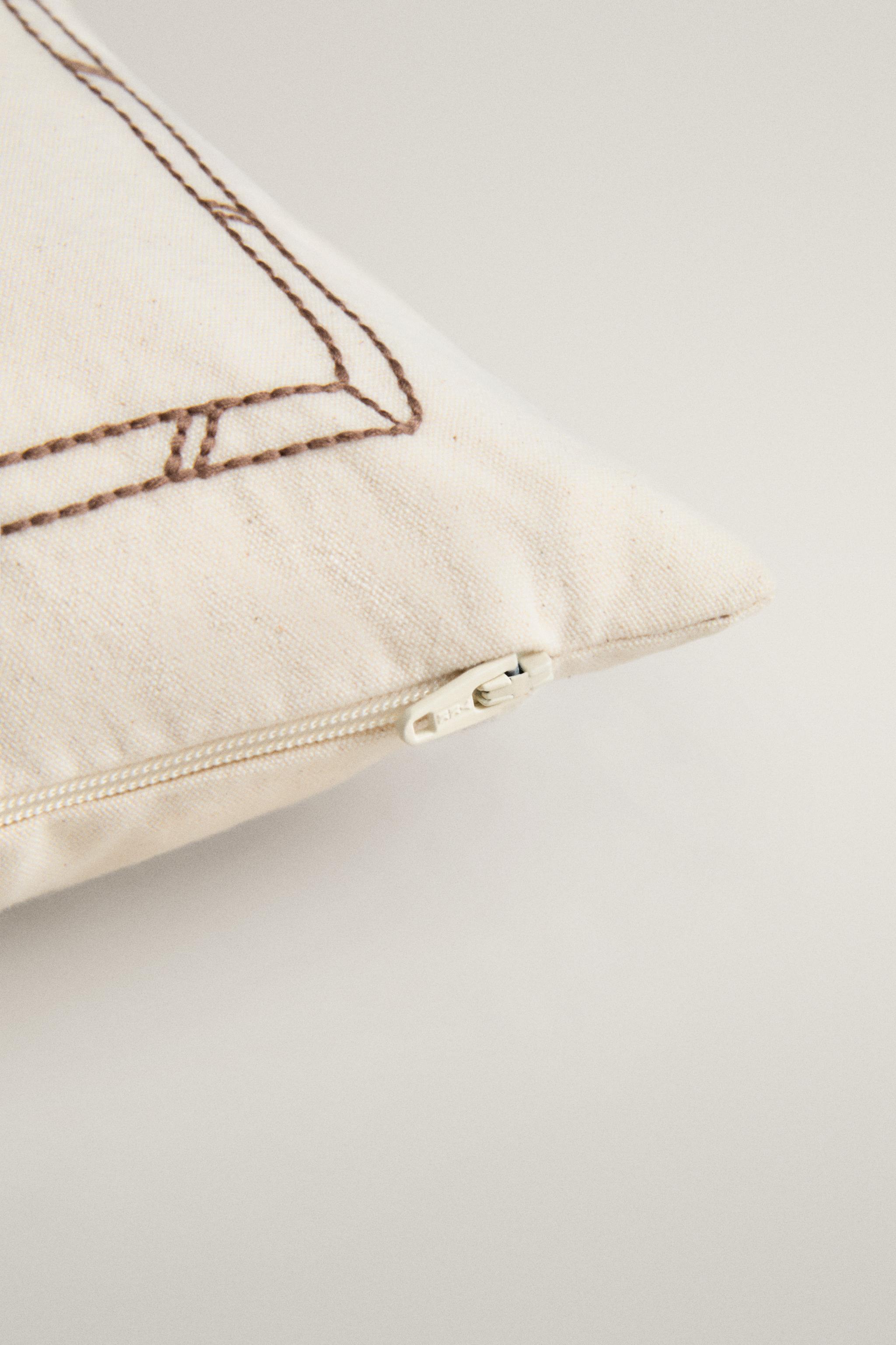 Zara KIDS’ UNICORN THROW PILLOW COVER — фото 4