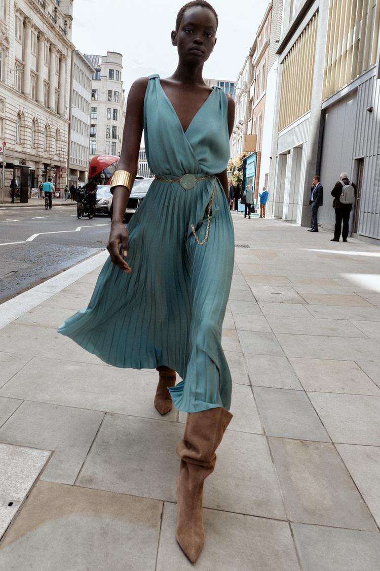 VESTITO MIDI PLISSETTATO CINTURA Azzurro Acciaio ZARA Italia