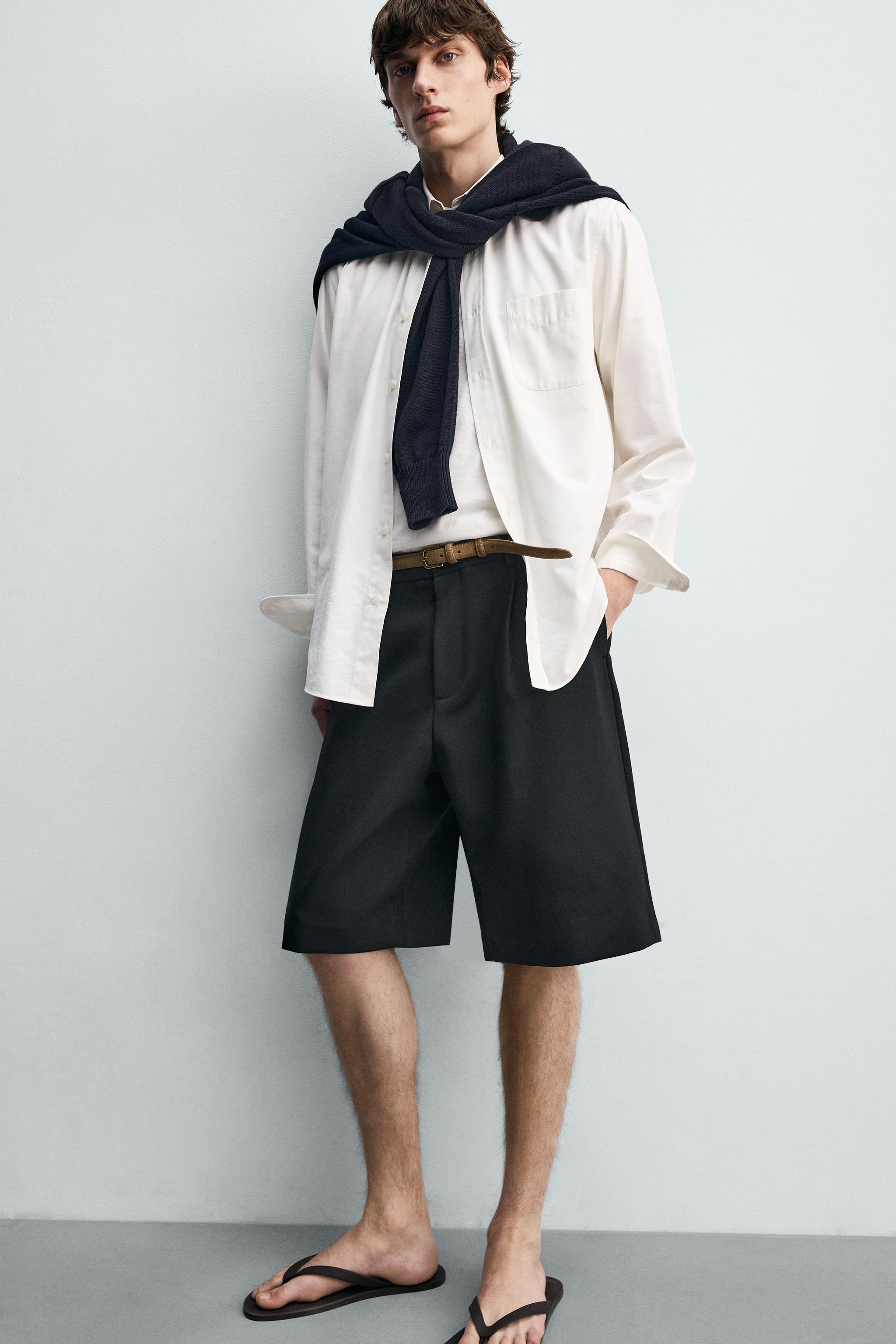 FLOWY PLEATED SHORTS