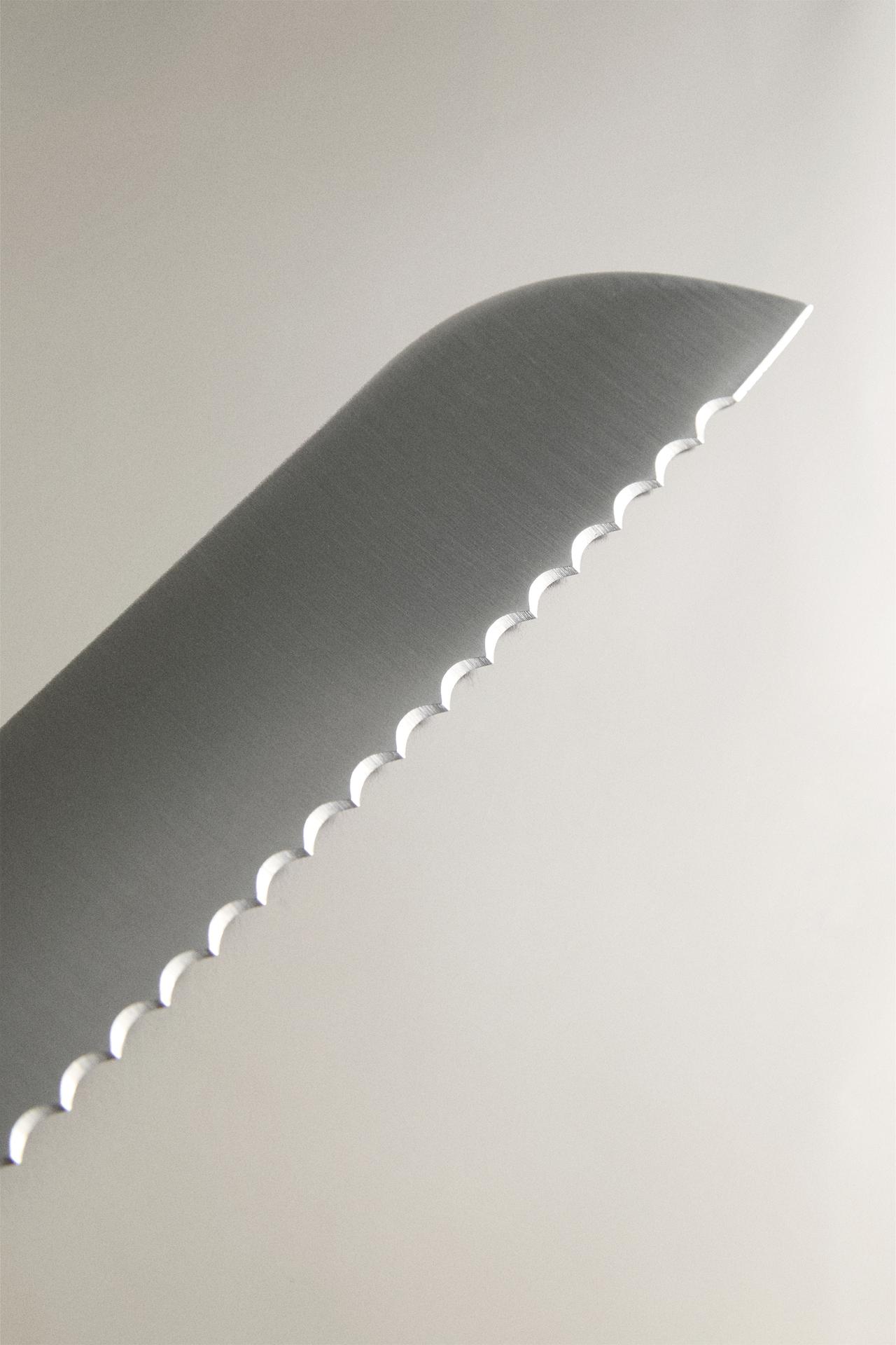 STEEL BREAD KNIFE — Steel