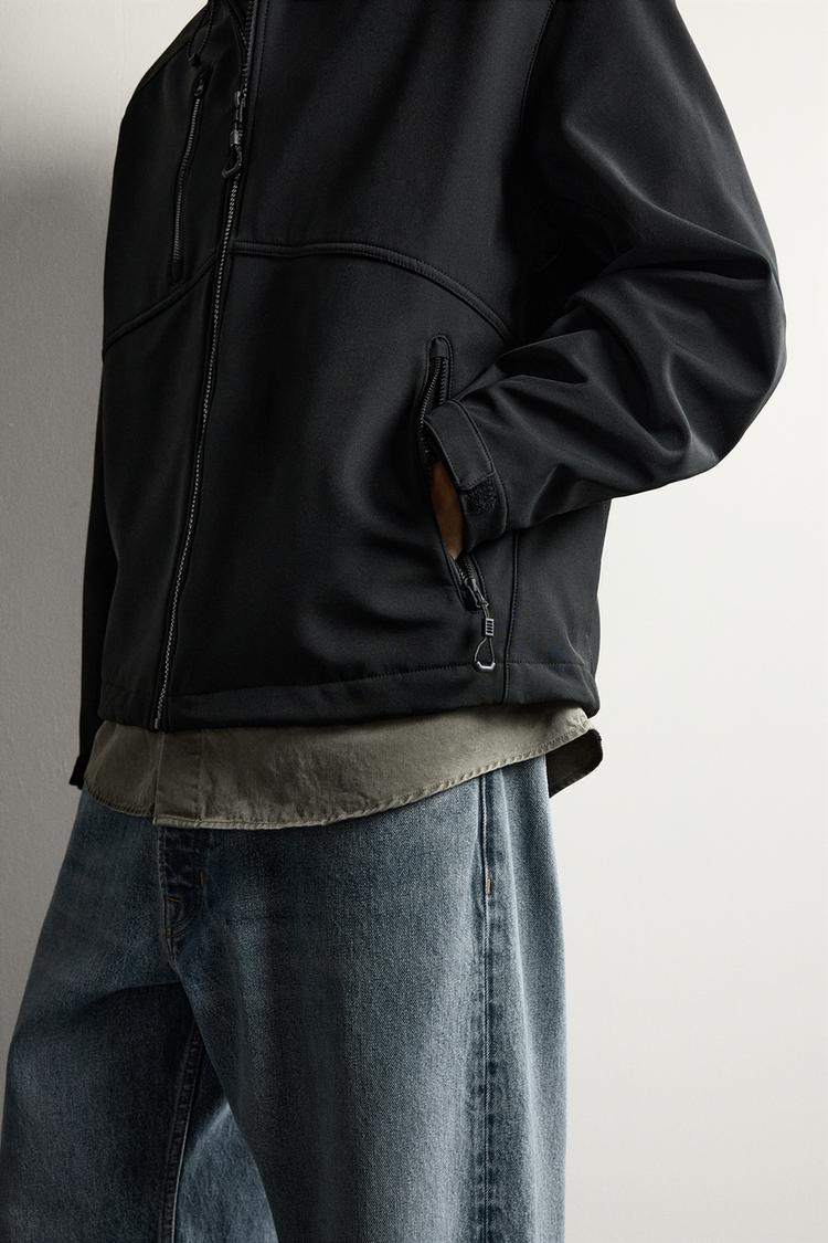 Chaqueta técnica forrada en felpa 6