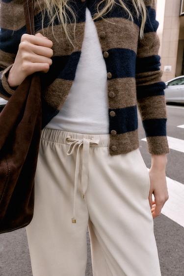 PANTALON LARGE À TAILLE ÉLASTIQUE - Écru de Zara - Image 2