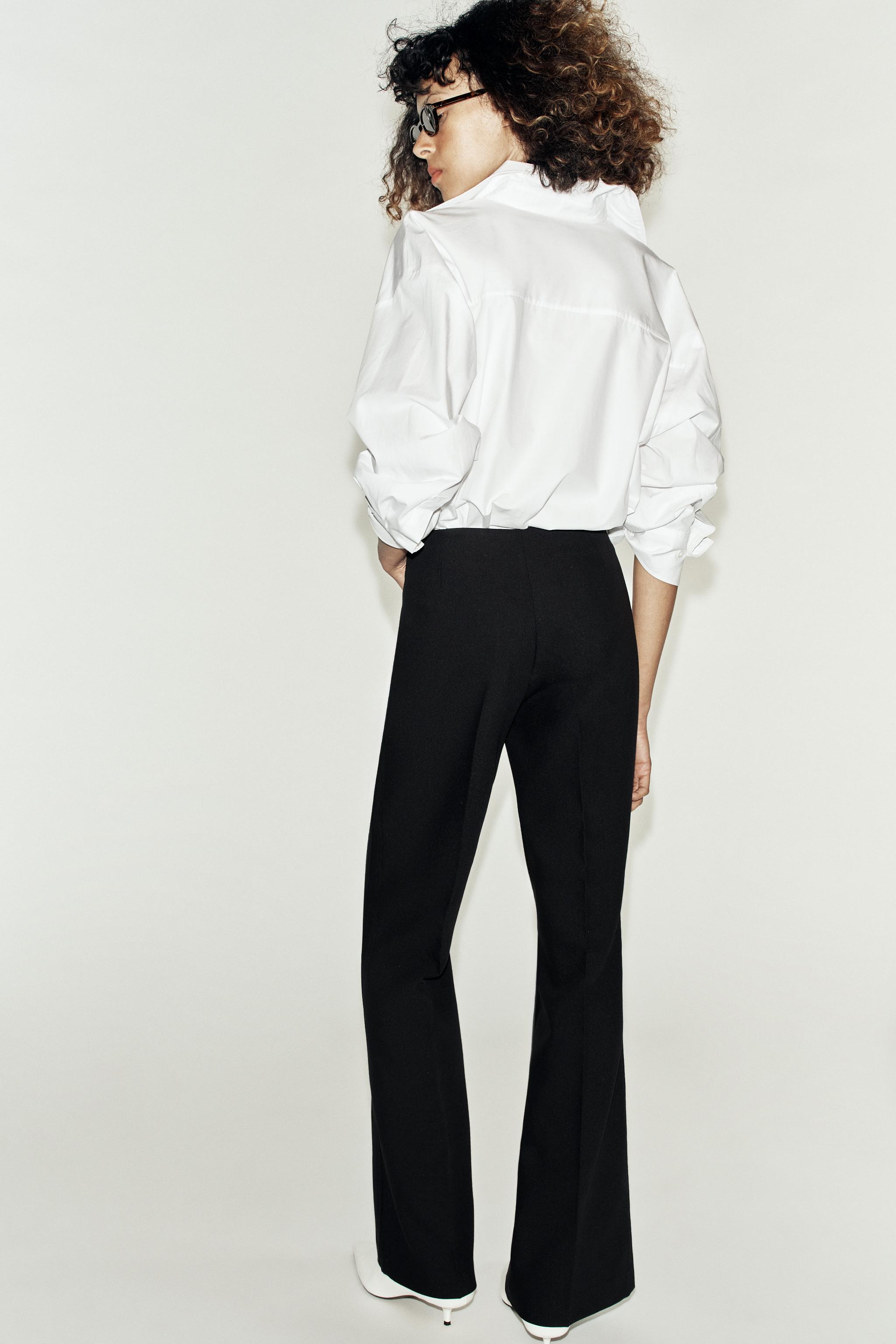 LOW-RISE FLARE PANTS