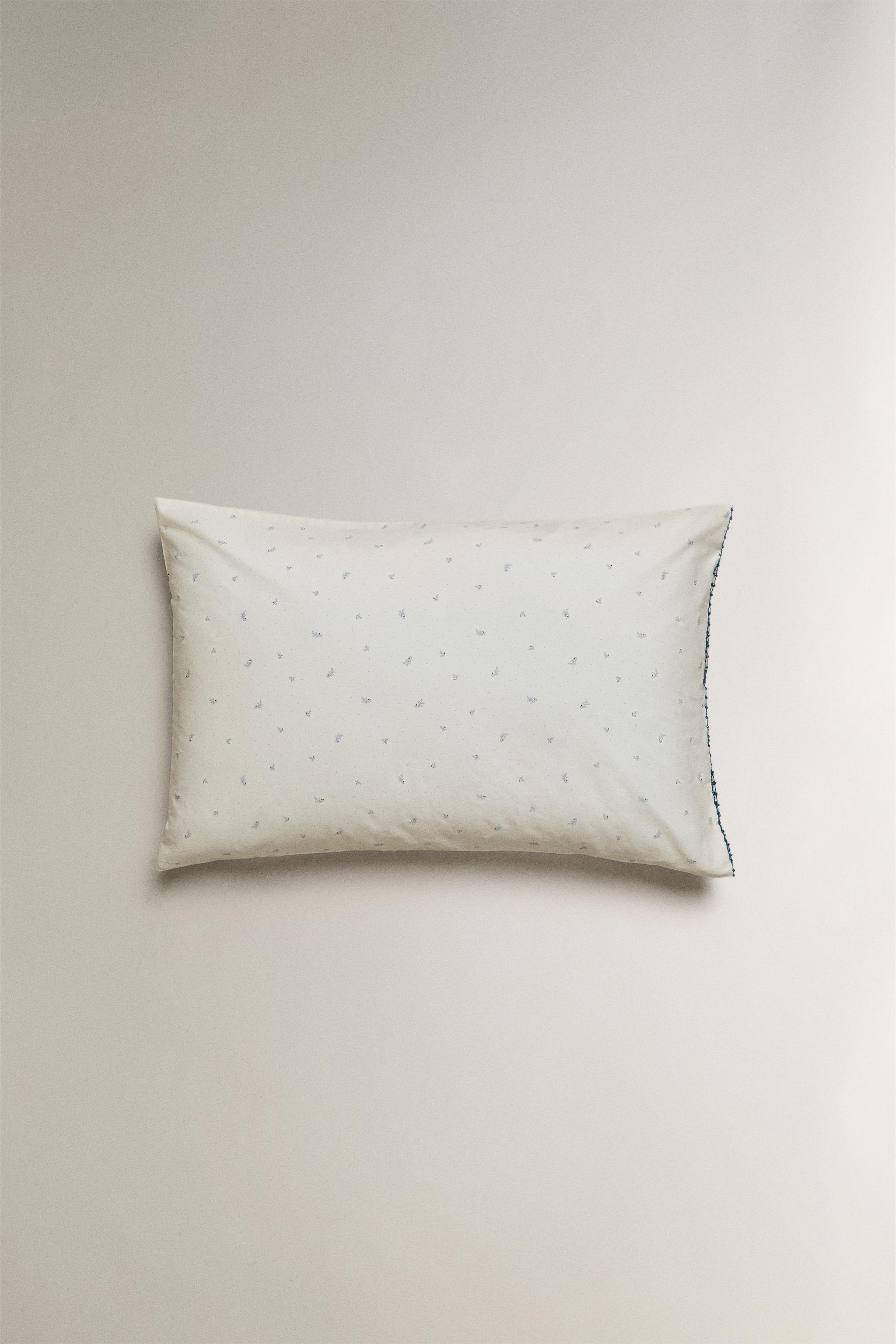 KIDS' COTTON LEAF AND DOT PILLOWCASE