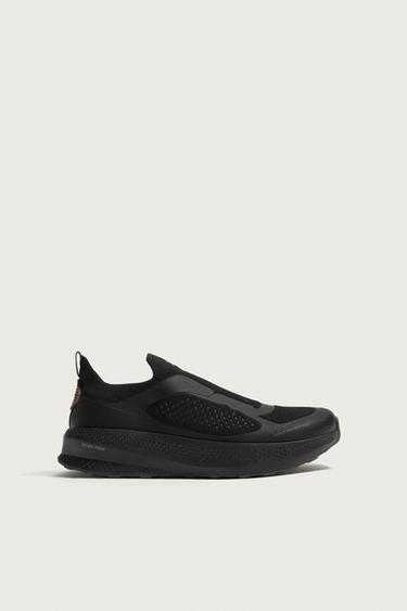 LACELESS TRAIL RUNNING TRAINERS - Black by Zara