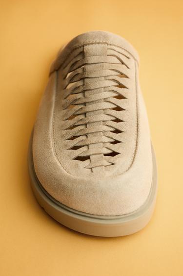 BRAIDED LEATHER CLOGS - Beige by Zara