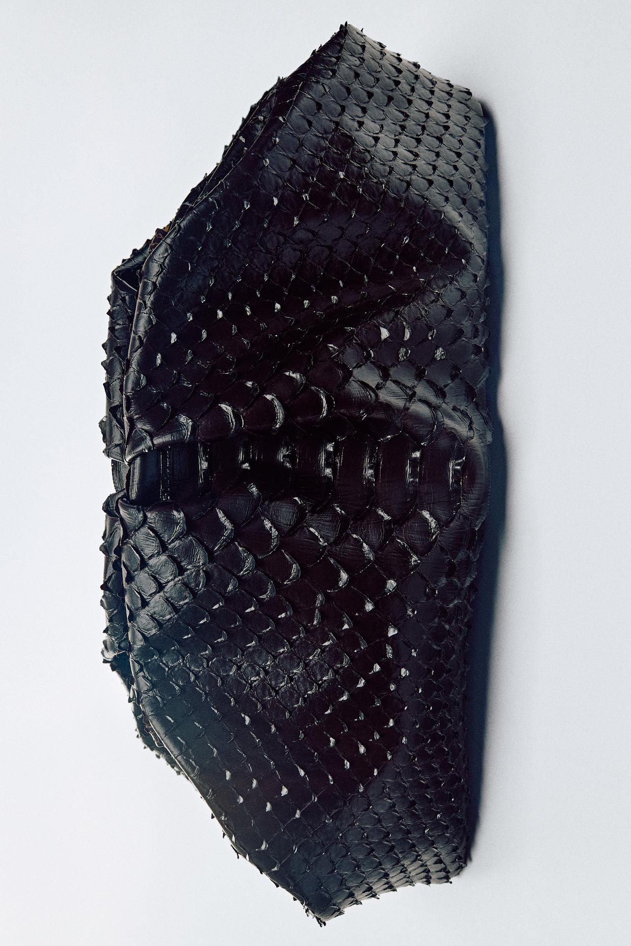 ANIMAL-PRINT ENVELOPE BAG — Brown