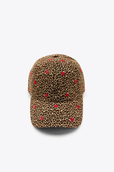 GORRA SARGA ESTAMPADO ANIMAL BORDADOS - Leopardo de Zara - Imagen 0