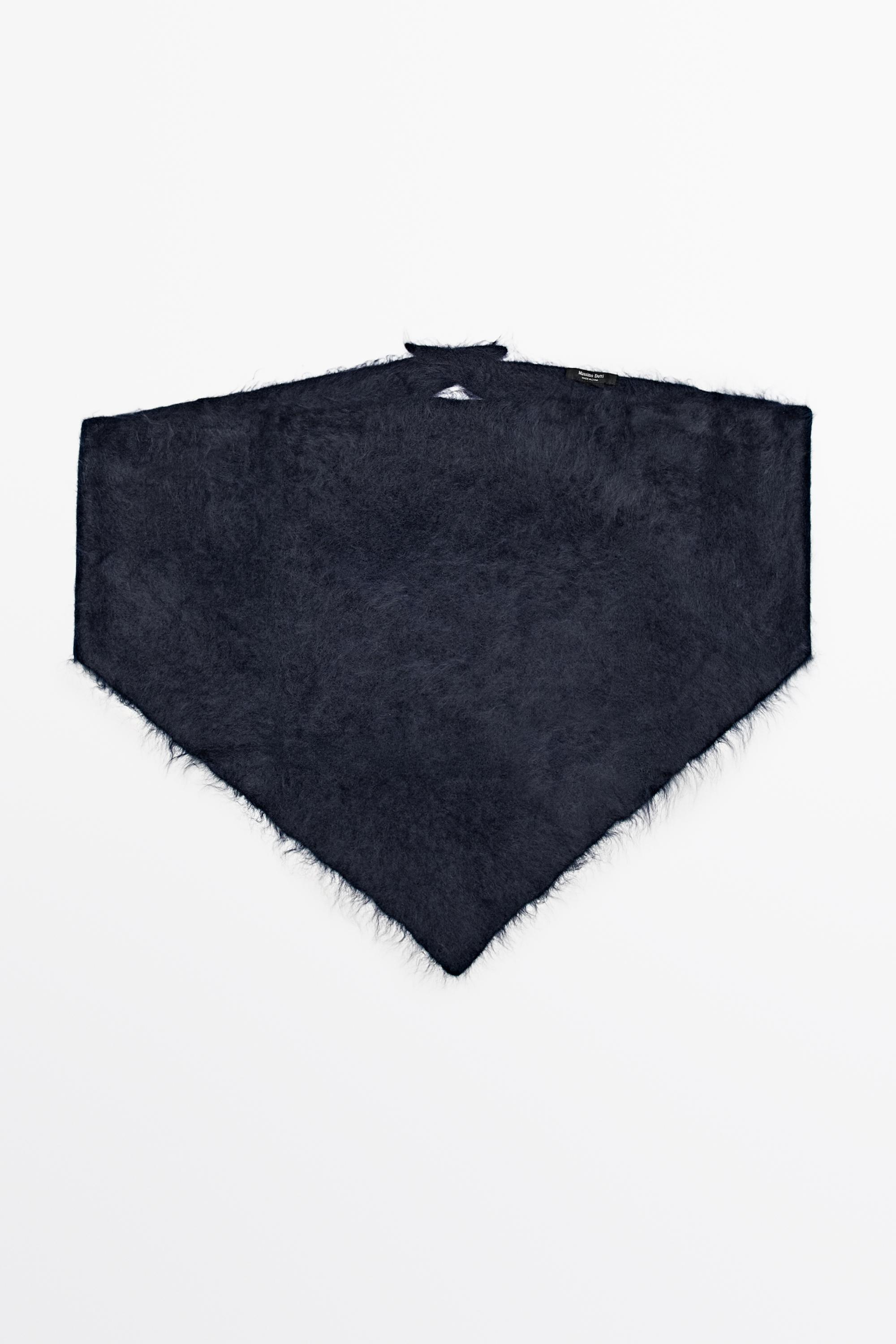 100% cashmere knit bandana