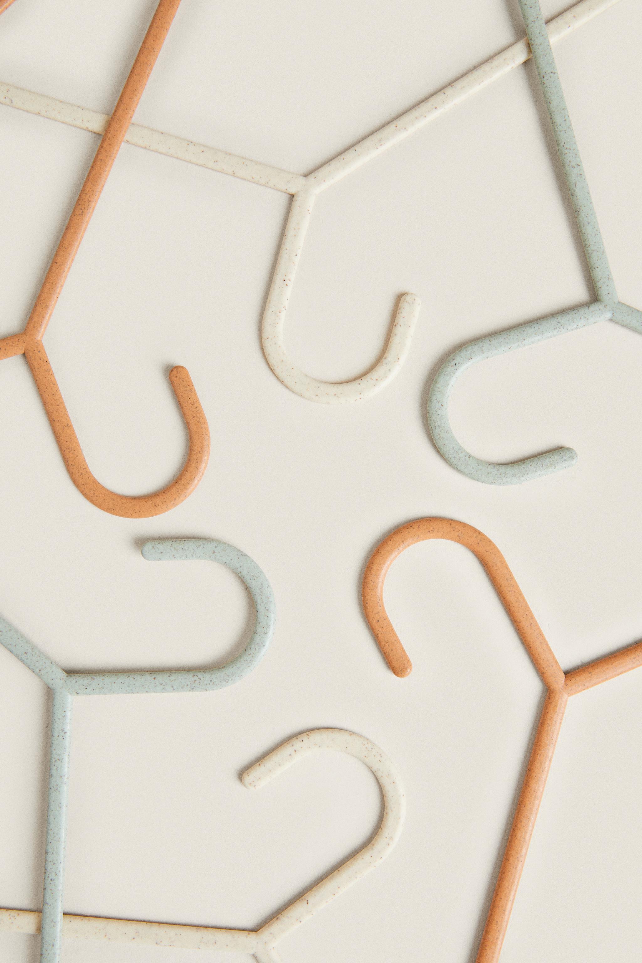 Детские куртки Zara KIDS’ PASTEL HANGERS (PACK OF 6) — фото 4