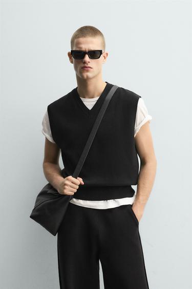 CHALECO PUNTO ESTRUCTURA - Negro de Zara