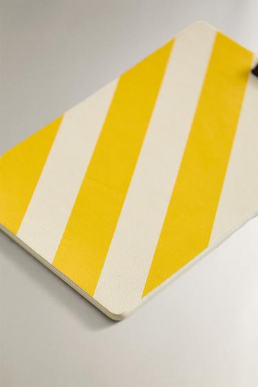 ÉTIQUETTE BAGAGE CUIR - Jaune de Zara - Image 2