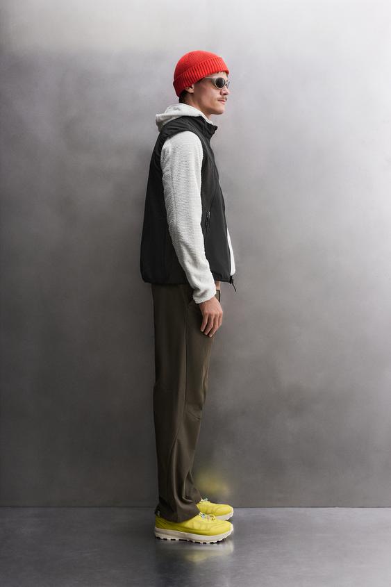 GILET TECHNIQUE COMBINÉ - Noir / Blanc de Zara - Image 3