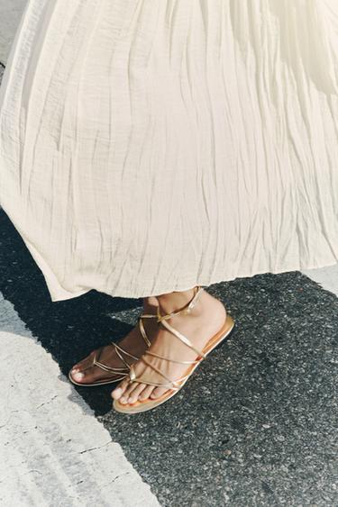 Zara GOLD STRAPPY FLAT SANDALS - Gold - Image 0
