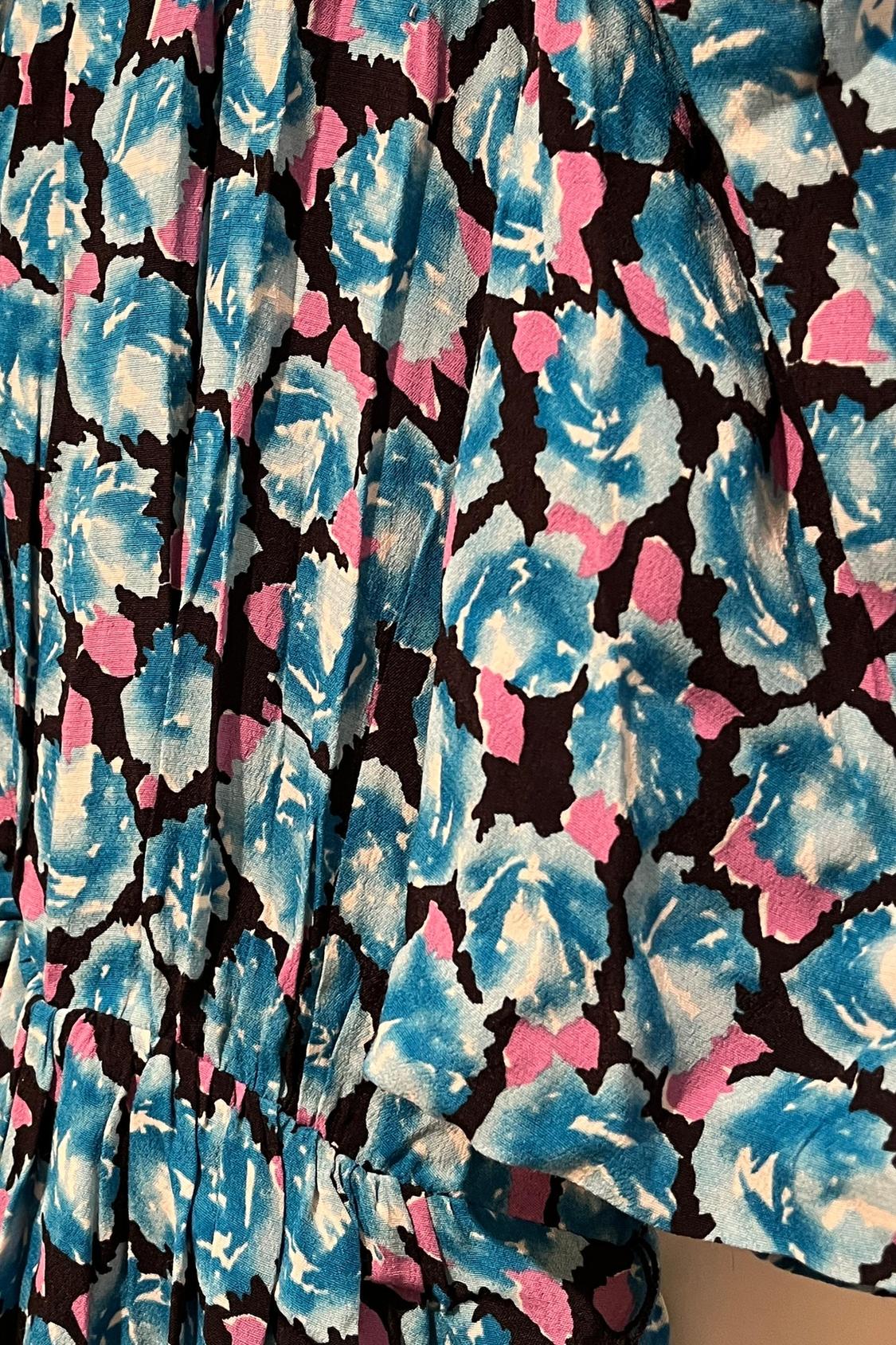 VOLUMINOUS PRINTED DRESS - Image 4