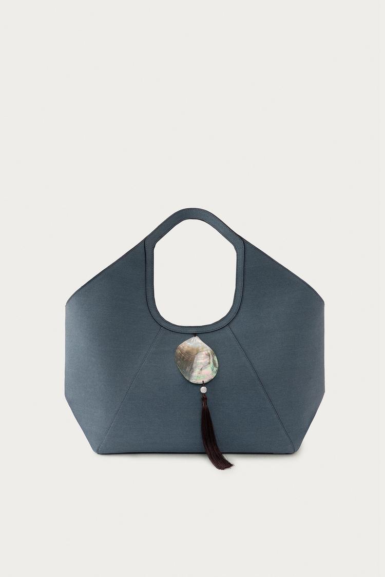 Bolso maxi MARISA BERENSON X ZARA 2