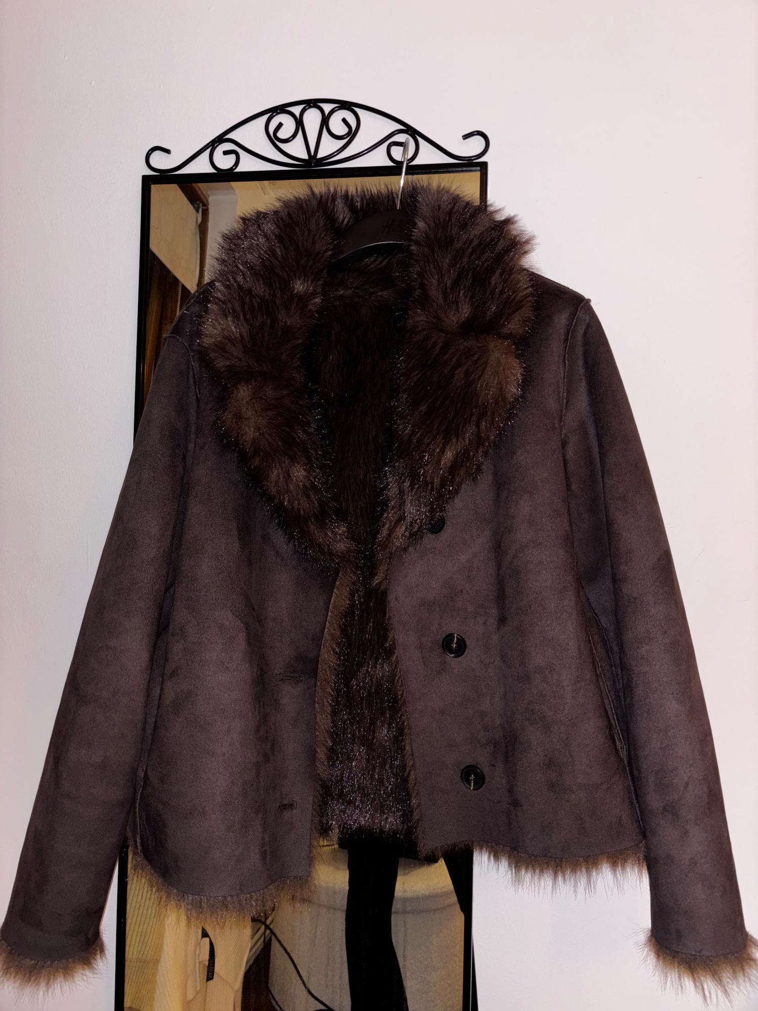 REVERSIBLE DOUBLE-FACED FAUX FUR JACKET