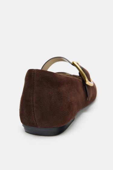 BALLERINES EN DAIM À BOUCLE - Marron de Zara - Image 4