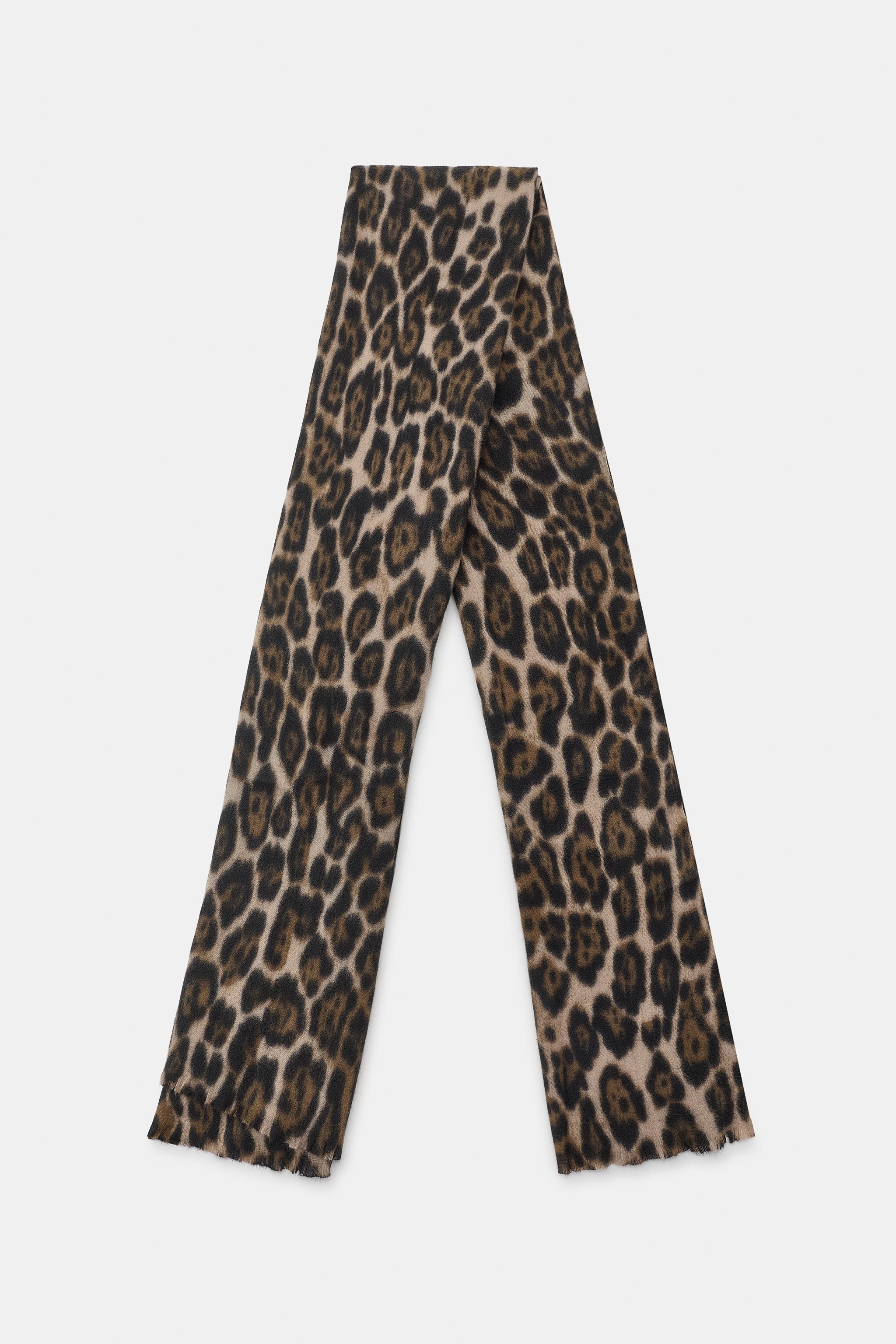 ANIMAL PRINT SCARF