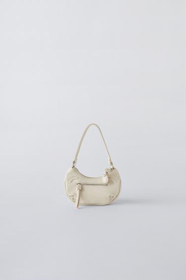 СУМКА С ЗАКЛЕПКАМИ — Небеленый от Zara — изображение 0