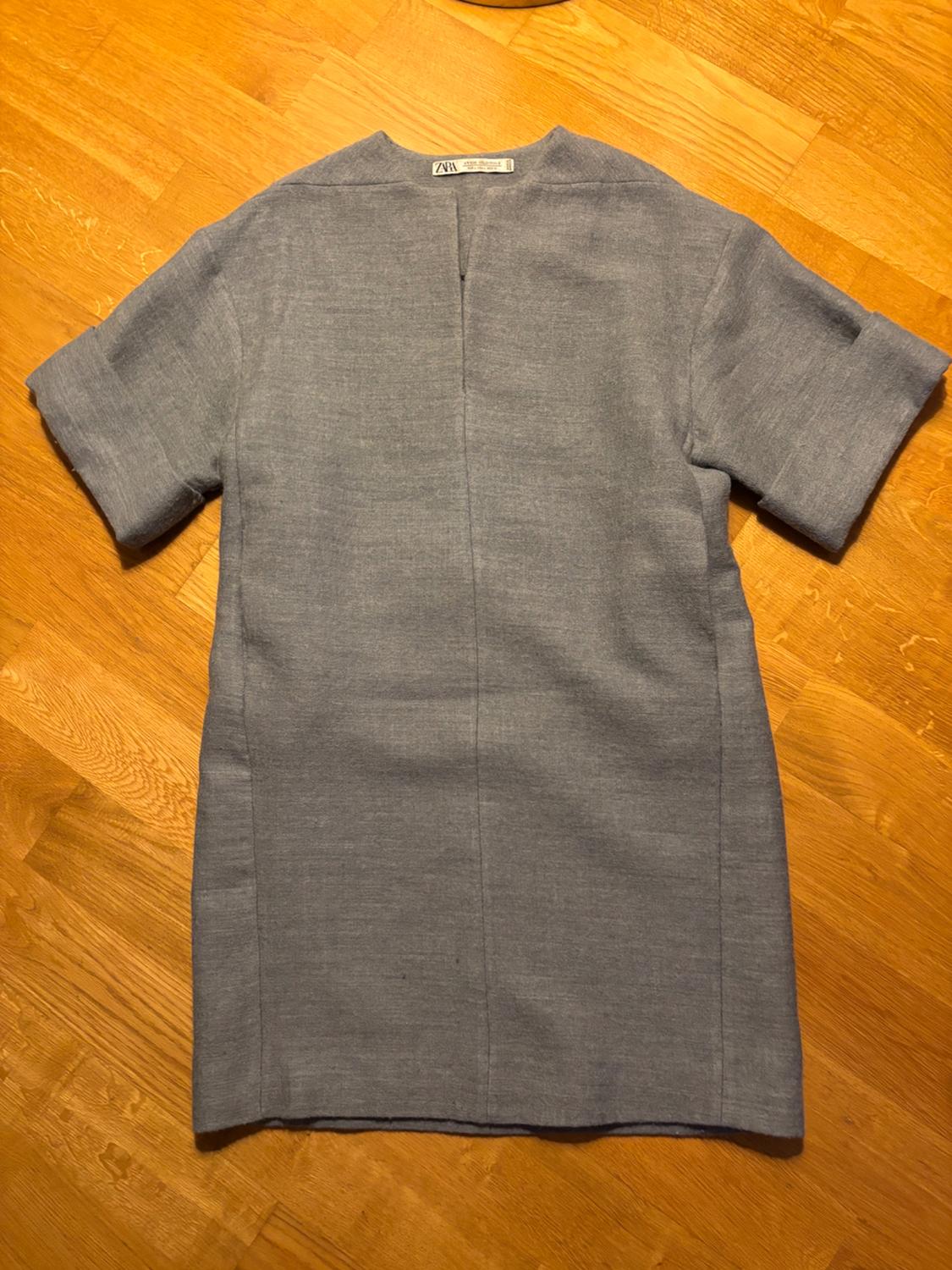 WOOL DRESS - LIMITED EDITION - Image 3