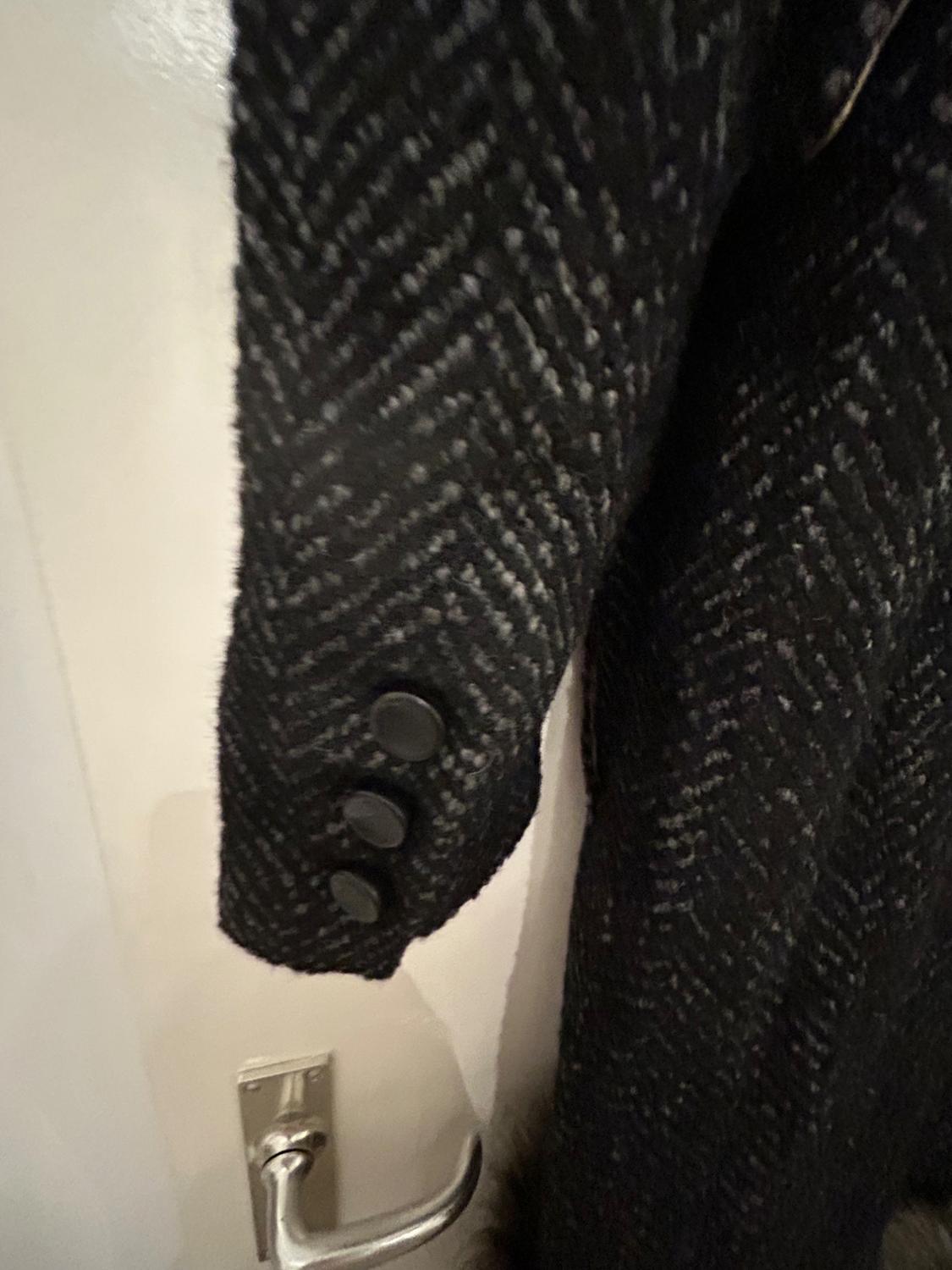 LIMITED EDITION MATCHING COAT - Image 8