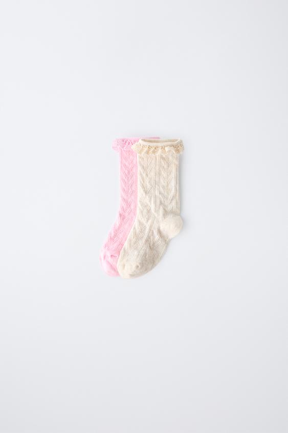 LOT DE DEUX PAIRES DE CHAUSSETTES AVEC DENTELLE RAPPORTÉE - Écru de Zara - Image 0