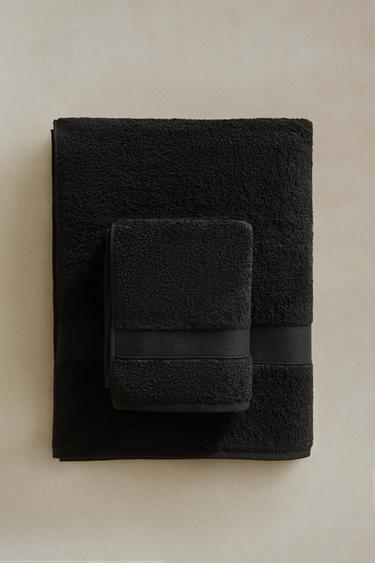 PREMIUM BAUMWOLL-BADEHANDTUCH (600 G/M²) - Schwarz von Zara