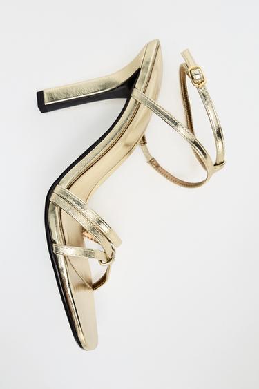 Zaras HÖGKLACKADE SANDALER I METALLIC-EFFEKT - Guld