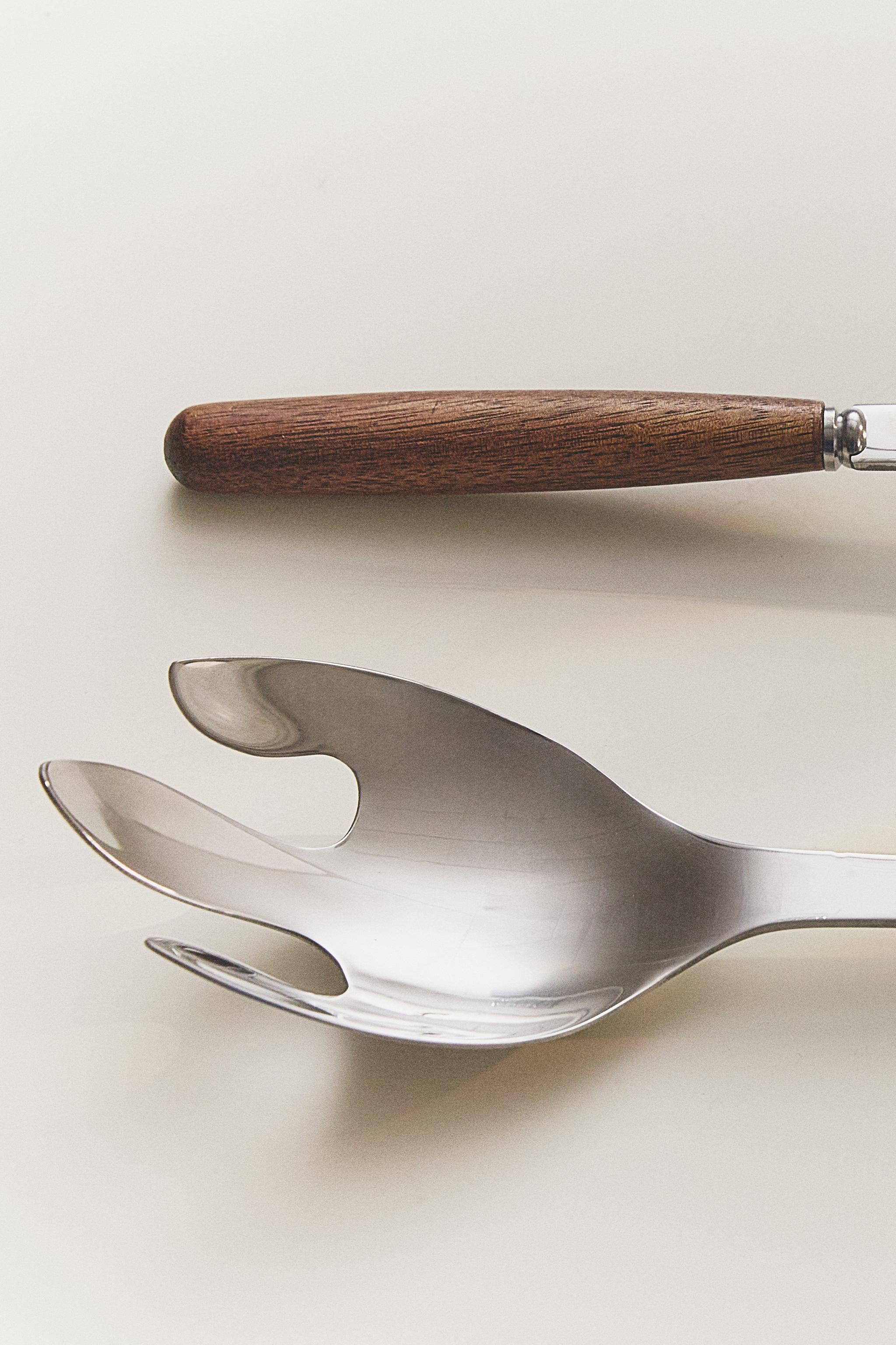 WOODEN SALAD SERVING SET (SET OF 2) - Light beige | ZARA United States