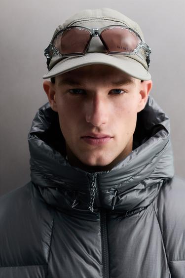 СТЕГАНАЯ КУРТКА С НАПОЛНИТЕЛЕМ ИЗ 100% ПЕРА — ЗЕЛЕНЫЙ / СЕРЫЙ от Zara