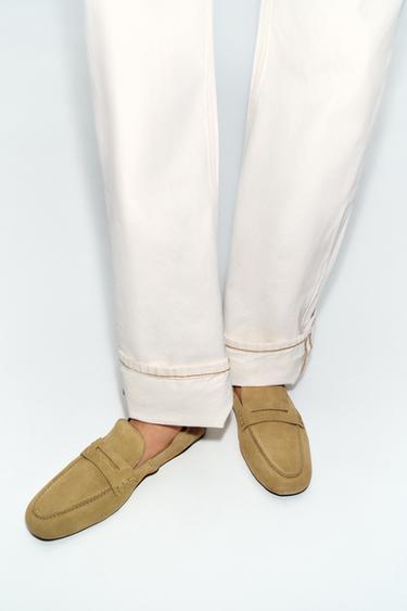 موكاسين من الجلد المقلوب ومكشكش - بني رملي الخاص بـ Zara - صورة 0