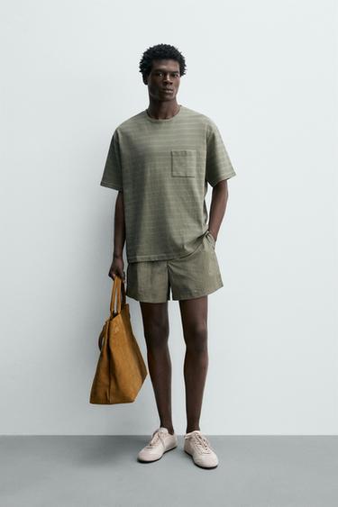 자카드 스트라이프 포켓 티셔츠 - Zara의 베이지 / 그린 - 이미지 0