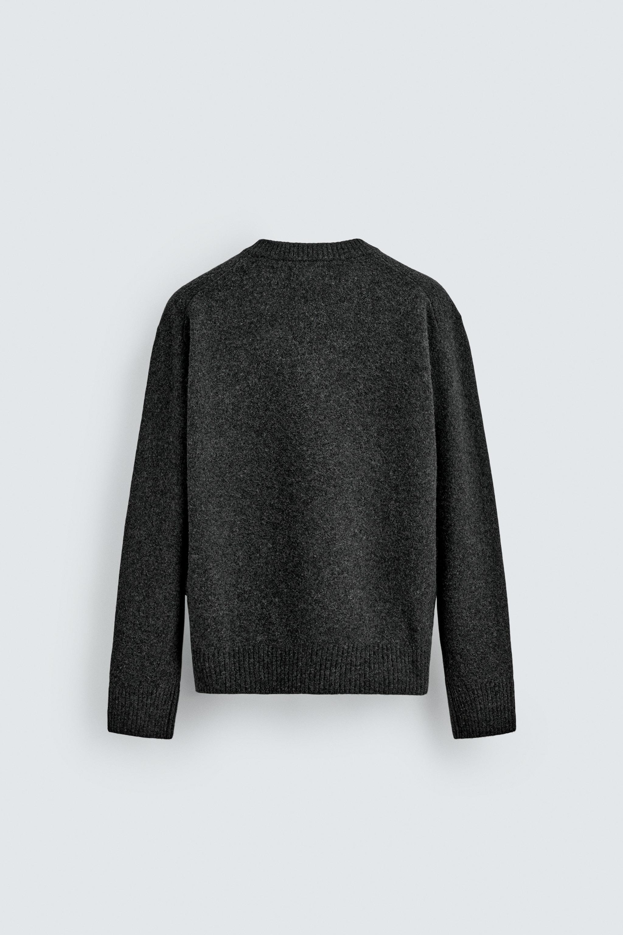 WOOL V-NECK JUMPER AARON LEVINE X ZARA