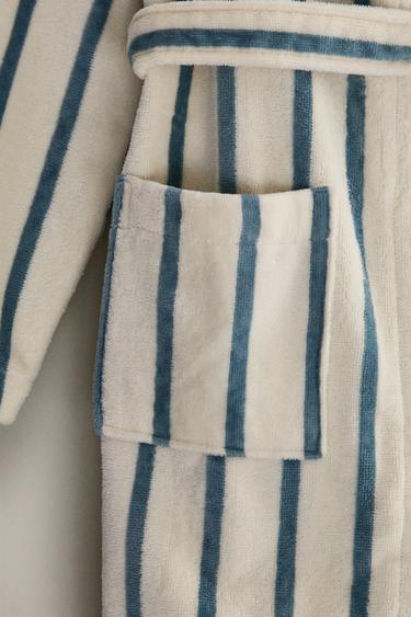 PEIGNOIR VELOURS RAYURES GRANDES TAILLES - Bleu / Blanc de Zara - Image 3