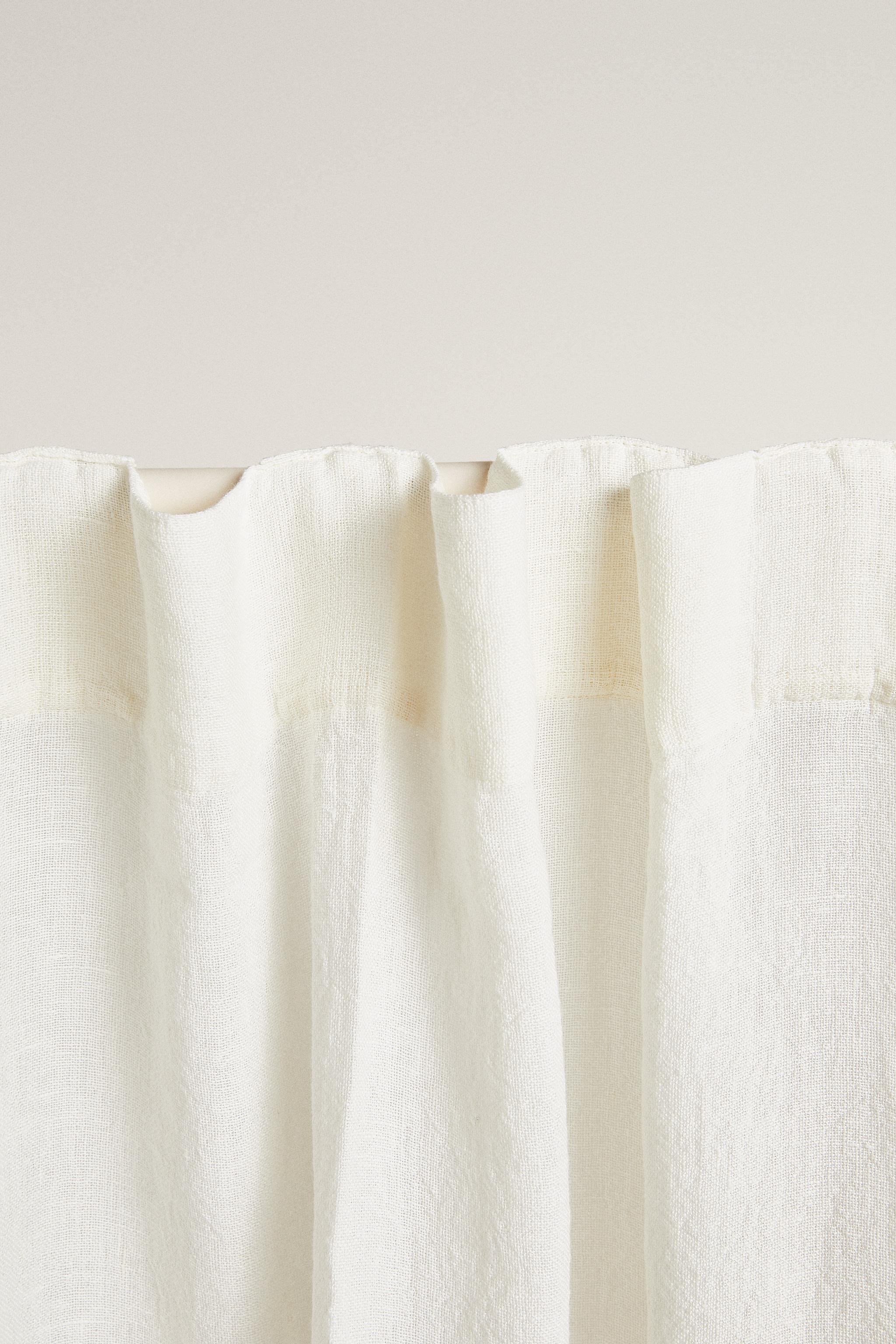 HIGH FILTRATION WHITE LINEN CURTAIN