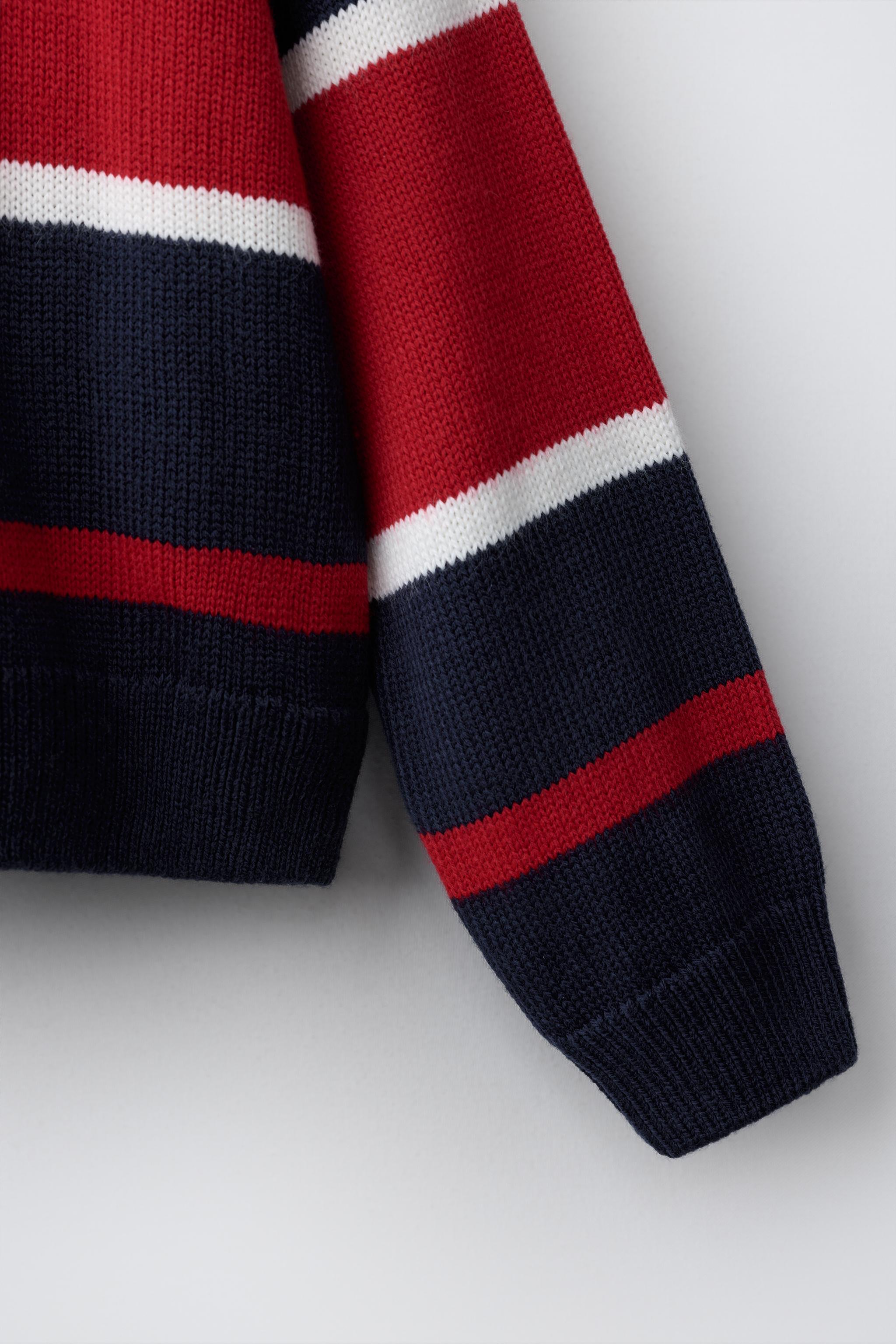 STRIPE AND TEXT PRINT CARDIGAN