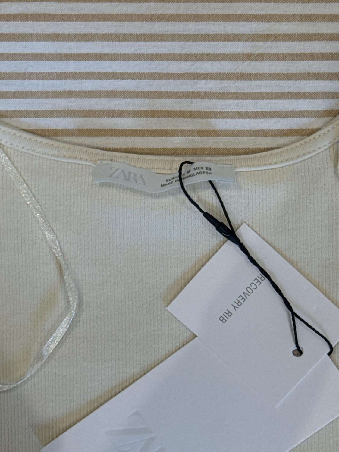 RIBBED T-SHIRT WITH SQUARE NECKLINE - Image 4