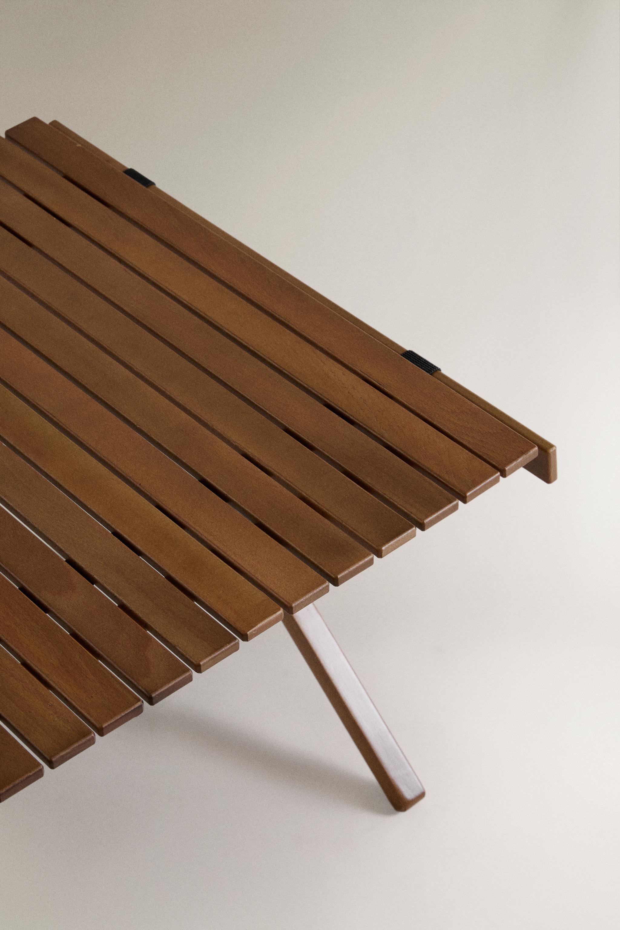 FOLDABLE BEECH WOOD CAMPING TABLE