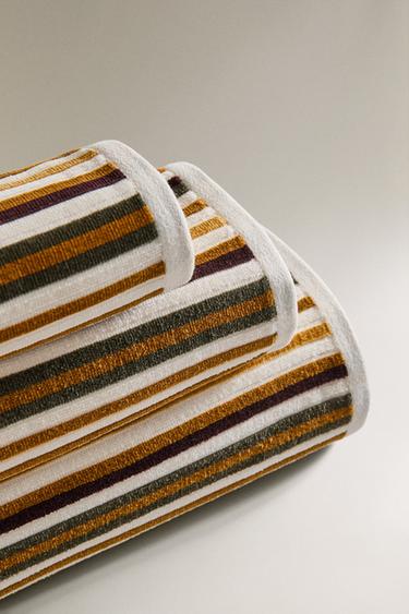 STRIPED VELOUR BATH TOWEL - Multicoloured by Zara - Image 1