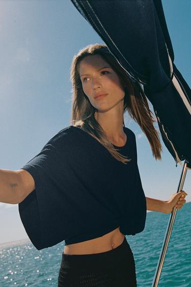 KNIT TOP WITH WIDE SLEEVES - Navy blue by Zara