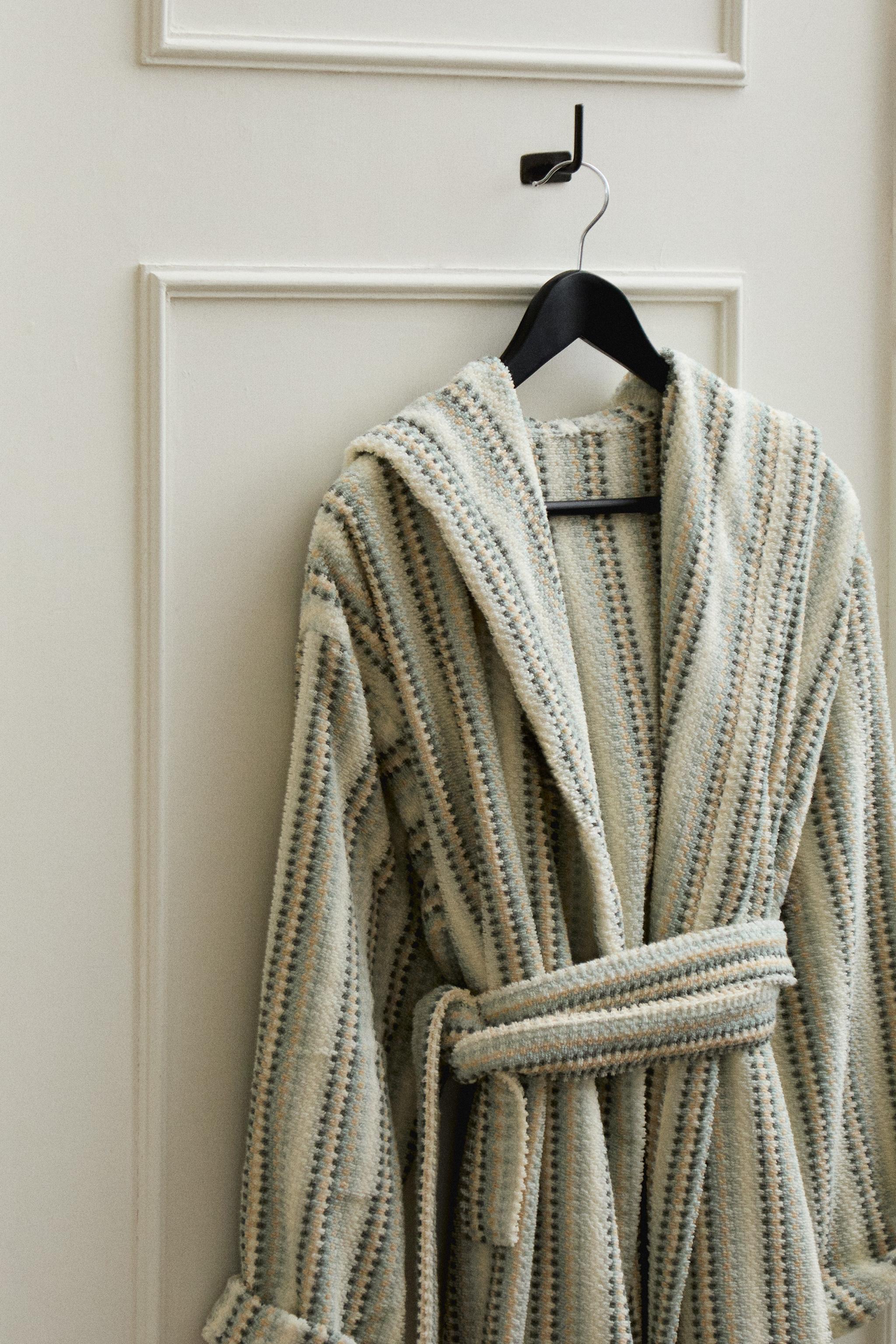 STRIPED HOODED BATHROBE — Multicolored