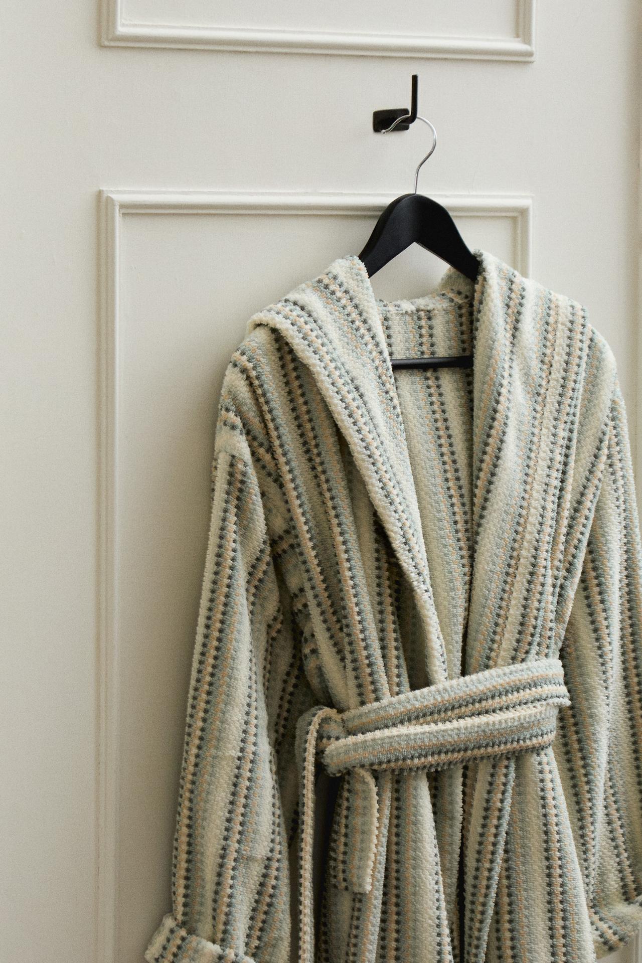 STRIPED HOODED BATHROBE — Multicolored