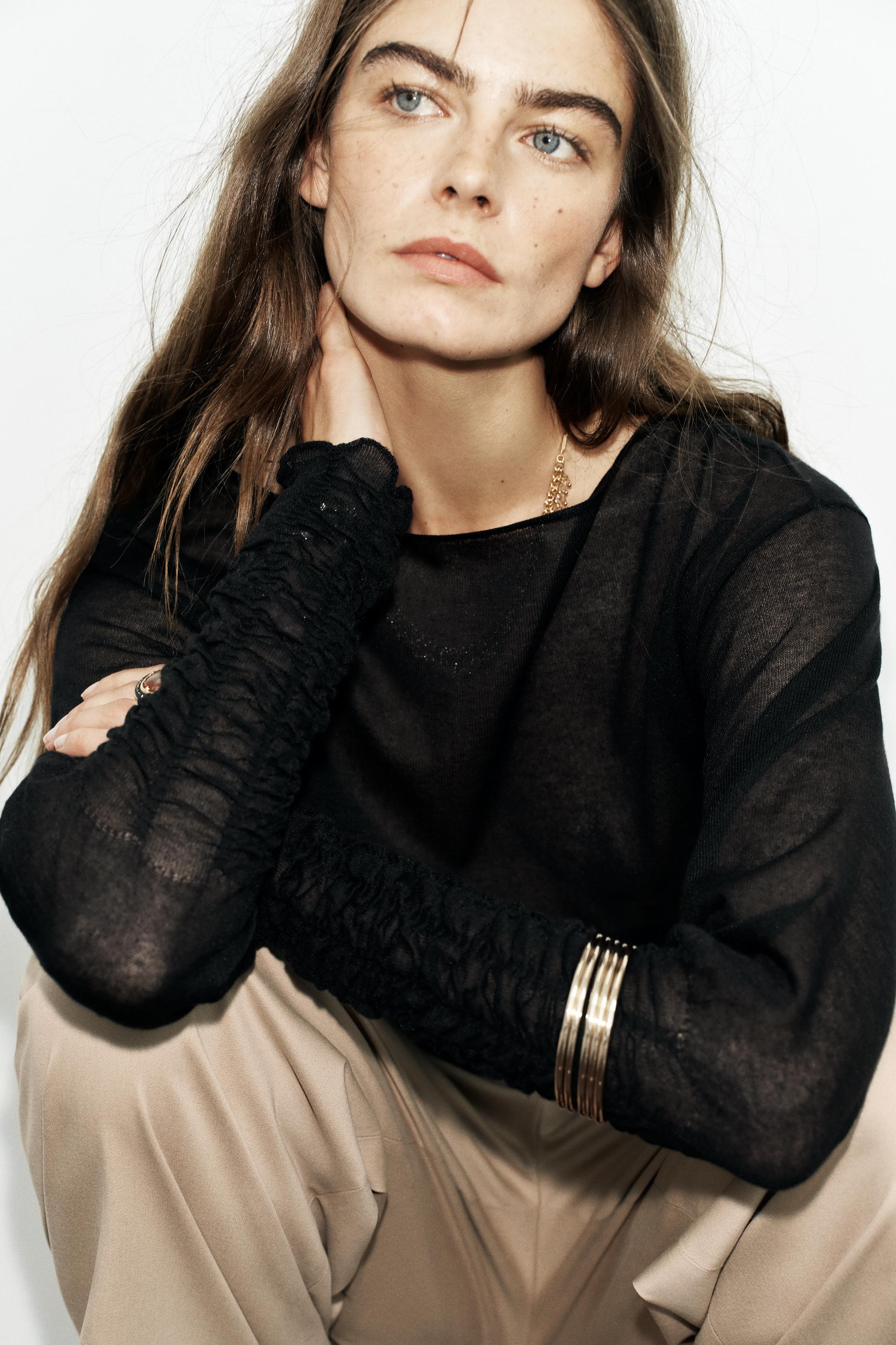 HONEYCOMB COMBINATION KNIT JUMPER — Black