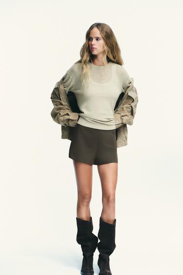 SHORTS TIRO ALTO - Khaki oscuro de Zara