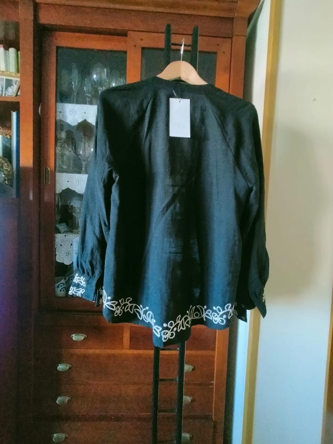 BLOUSE WITH COMBINED EMBROIDERY - Image 4