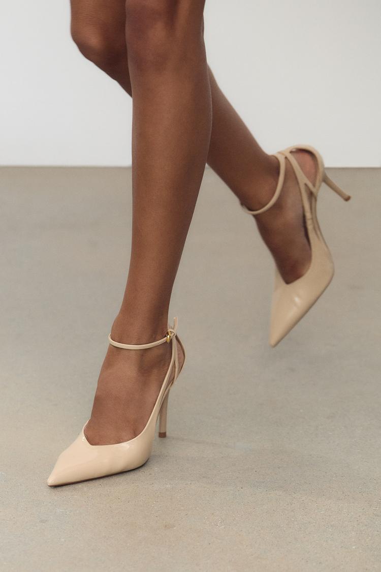 PATENT-EFFECT HIGH HEELS