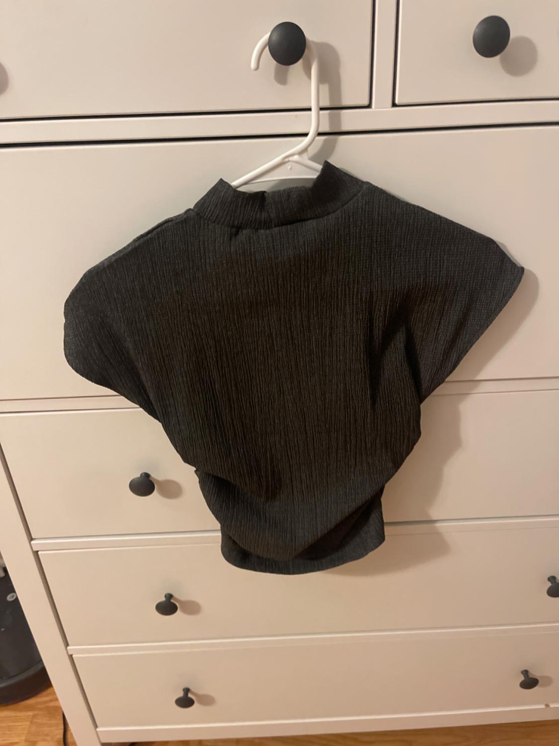 TSHIRT WITH RUCHING - Image 3